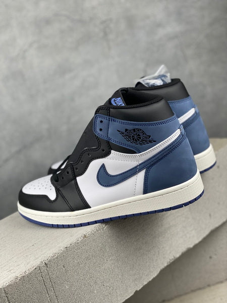 Air Jordan 1 Blue