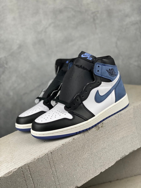 Air Jordan 1 Blue