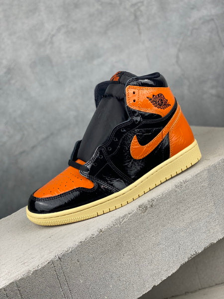 Air Jordan 1 Retro High OG "Shattered Backboard"