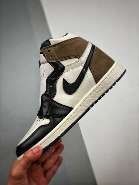 Air Jordan 1 High OG "Dark Mocha"