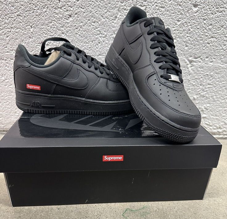 Nike Air Force 1 Low ¨Supreme¨ Black